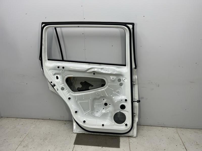 Дверь Volkswagen Tiguan (MBQ, 2023г.)