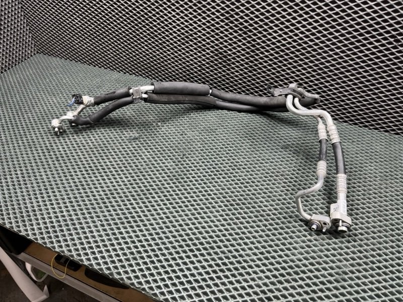 Трубка кондиционера Land Rover Range Rover Sport (L461, 2025г.)