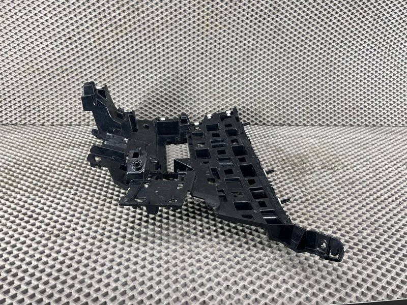 Кронштейн бампера Land Rover Range Rover Sport (L461, 2024г.)