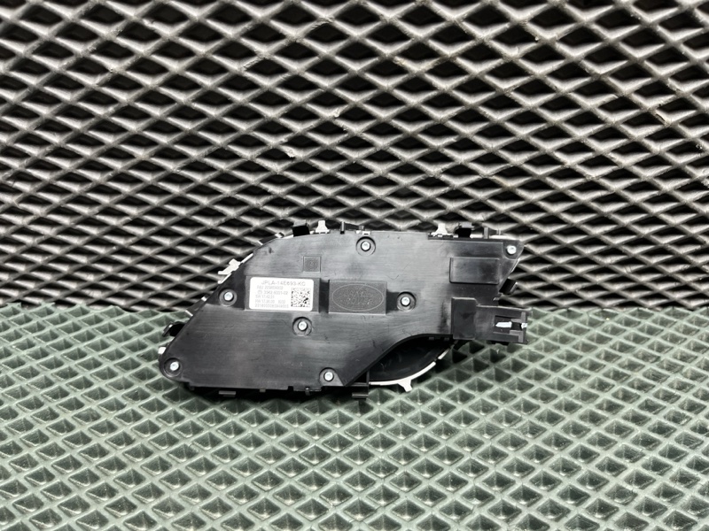 Пульт регулировки сиденья Land Rover Range Rover (L405, 2019г.)