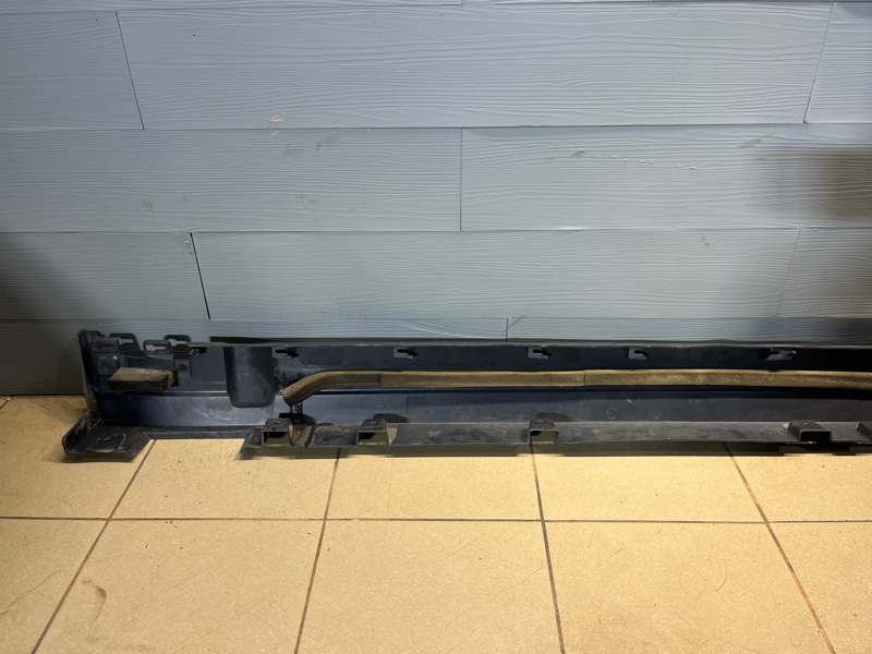 Накладка на порог Land Rover Defender (L663, 2020г.)