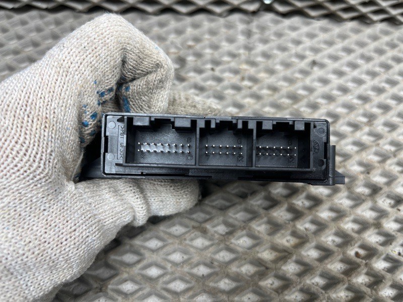Блок управления парктрониками Land Rover Range Rover Sport (L320, 2012г.)