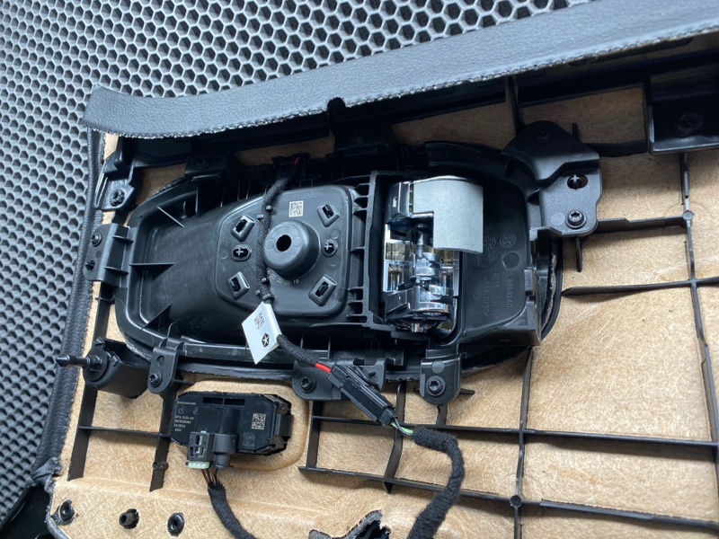 Обивка двери Jeep Wrangler (JL, 2025г.)