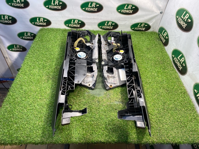 Кронштейн багажника под динамики Land Rover Range Rover (L405, 2017г.)