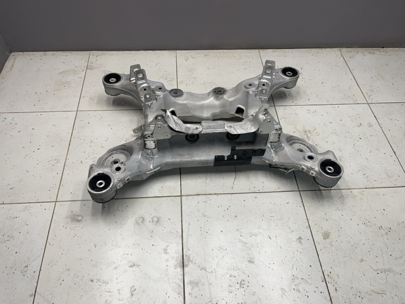 Подрамник Land Rover Range Rover Sport (L494, 2021г.)