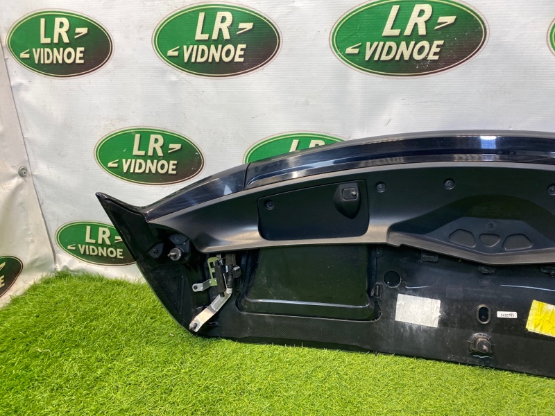 Спойлер крышки багажника Land Rover Range Rover Velar (L560, 2018г.)