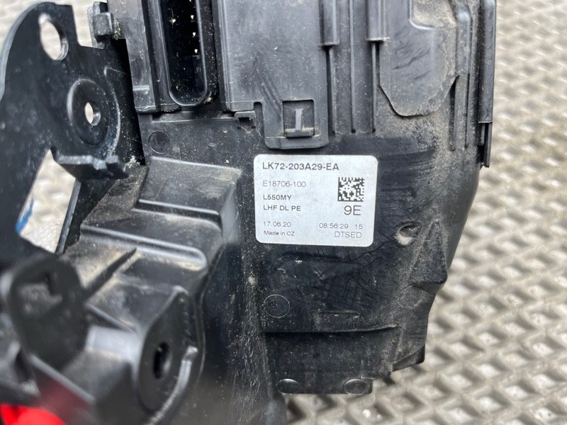 Замок двери Land Rover Discovery Sport (L550, 2020г.)