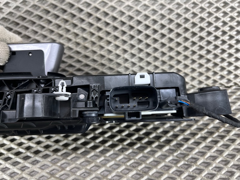 Ручка двери Land Rover Range Rover Sport (L461, 2024г.)