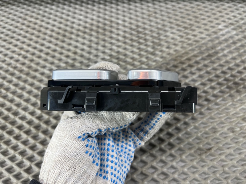 Пульт регулировки сиденья Land Rover Range Rover Sport (L461, 2024г.)