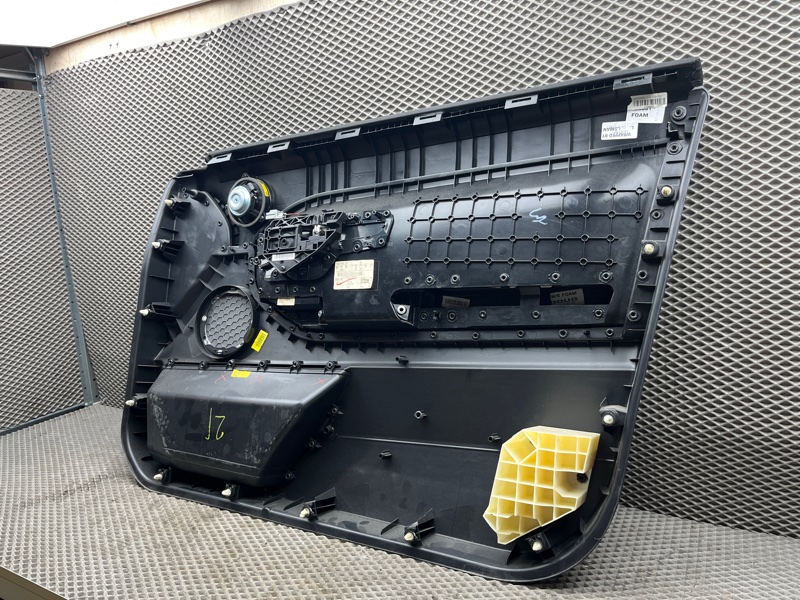 Обшивка двери Land Rover Range Rover Evoque (L538, 2012г.)