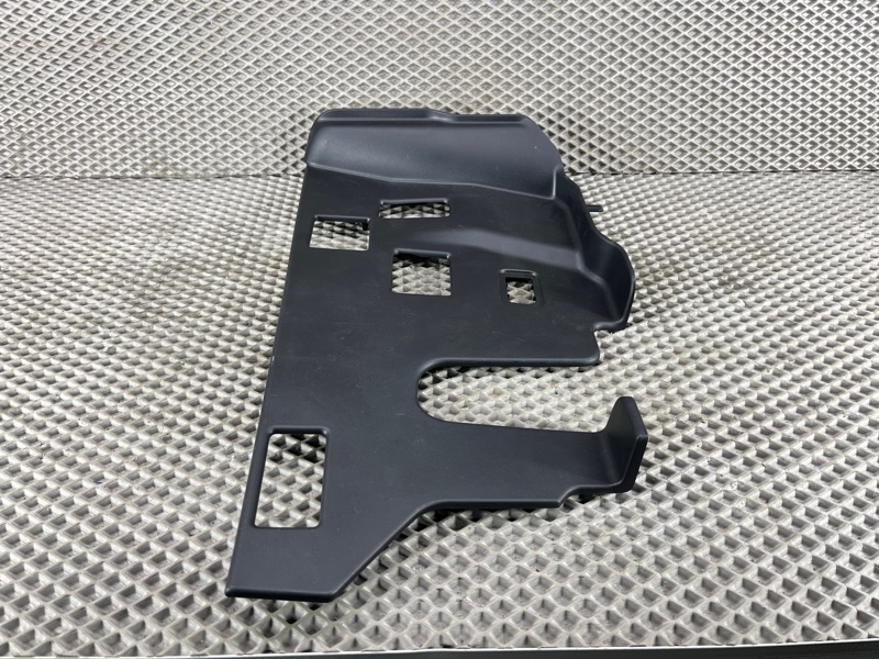 Обшивка салона Land Rover Range Rover Sport (L461, 2024г.)