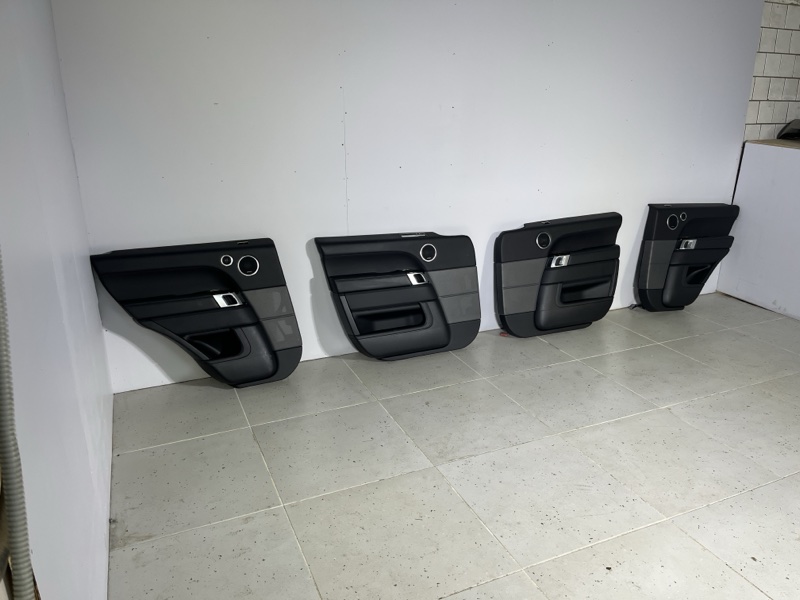 Комплект обивок дверей Land Rover Range Rover Sport (L494, 2020г.)