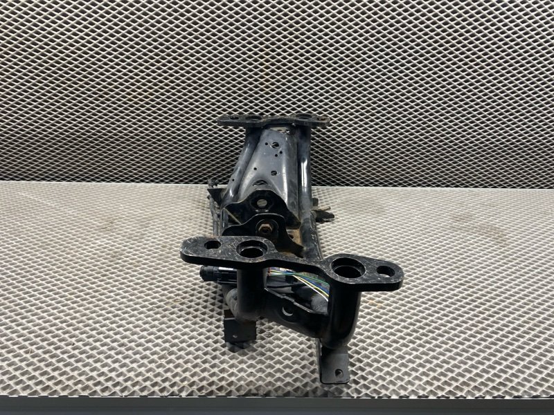 Кронштейн АКПП Land Rover Range Rover Sport (L494, 2019г.)