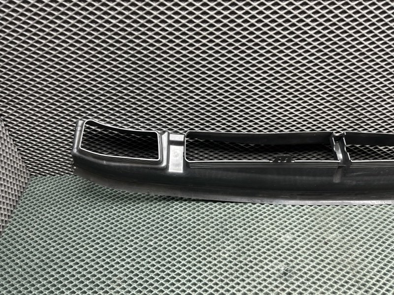 Дефлектор радиатора Land Rover Range Rover Sport (L461, 2025г.)