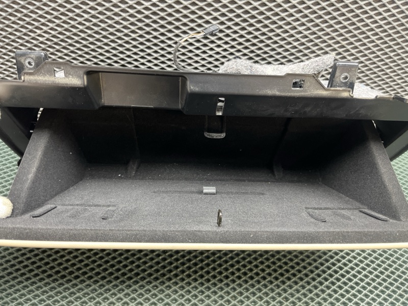 Бардачок Land Rover Range Rover (L405, 2016г.)