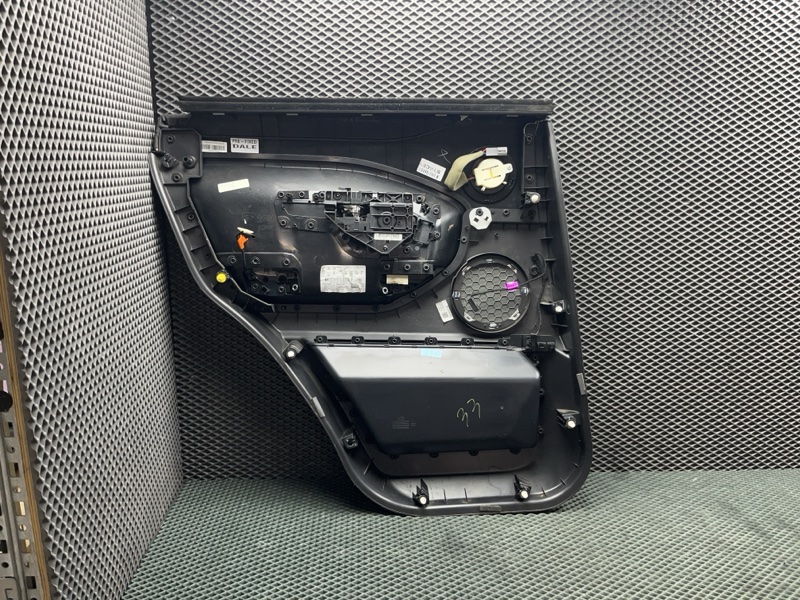 Обивка двери Land Rover Range Rover Evoque (L538, 2017г.)