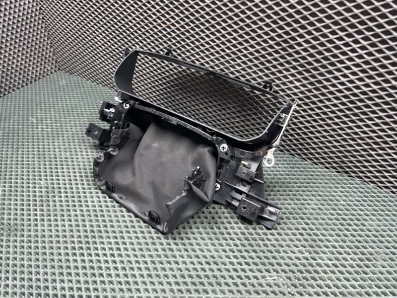 Рамка панели приборов Land Rover Range Rover Sport (L494, 2021г.)