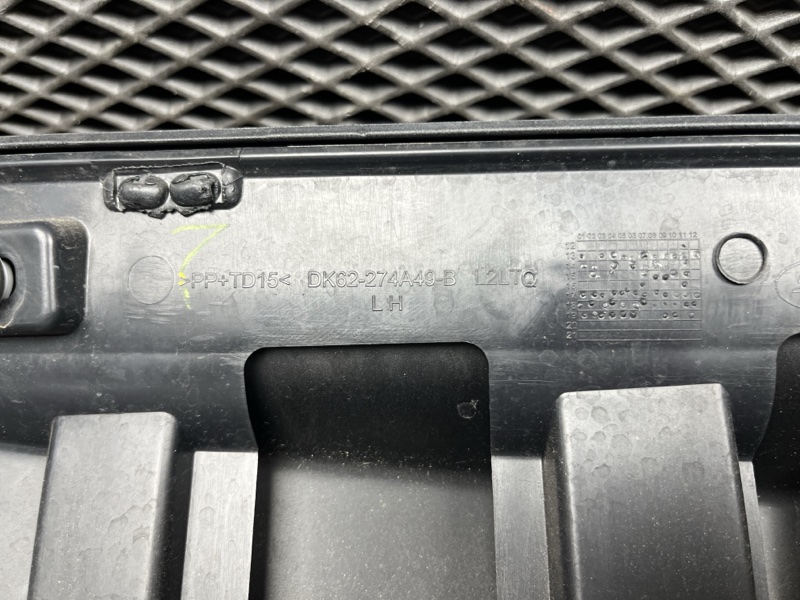 Молдинг двери Land Rover Range Rover Sport (L494, 2020г.)