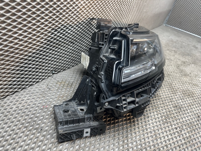 Фара светодиодная Land Rover Range Rover Sport (L461, 2023г.)