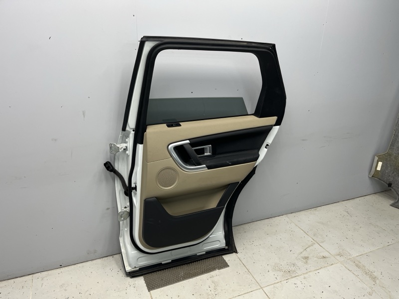 Дверь Land Rover Discovery Sport (L550, 2016г.)