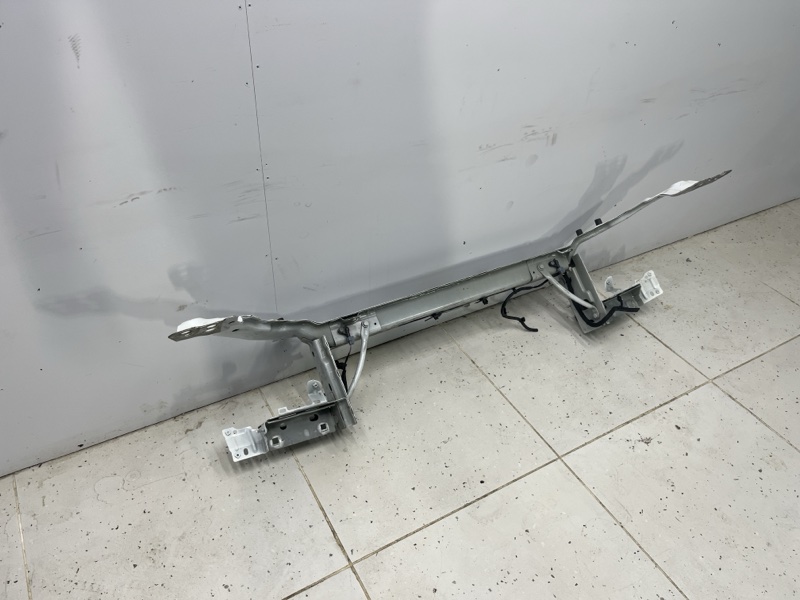 Передняя панель (телевизор) Land Rover Discovery Sport (L550, 2018г.)