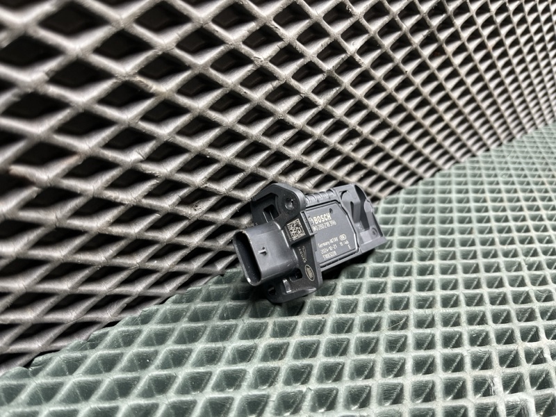 Датчик массового расхода воздуха Land Rover Range Rover Sport (L461, 2025г.)