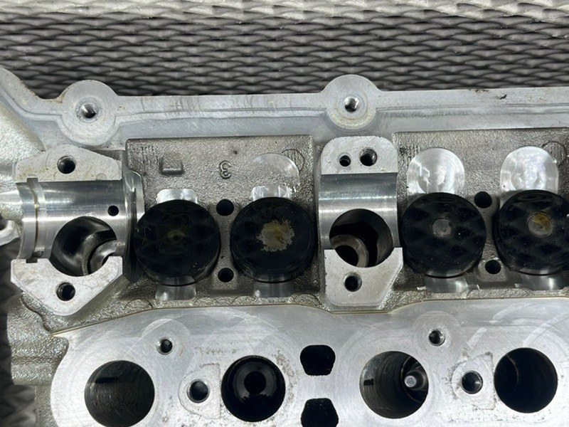 Головка блока цилиндров Land Rover Discovery 4 (L319, 2015г.)