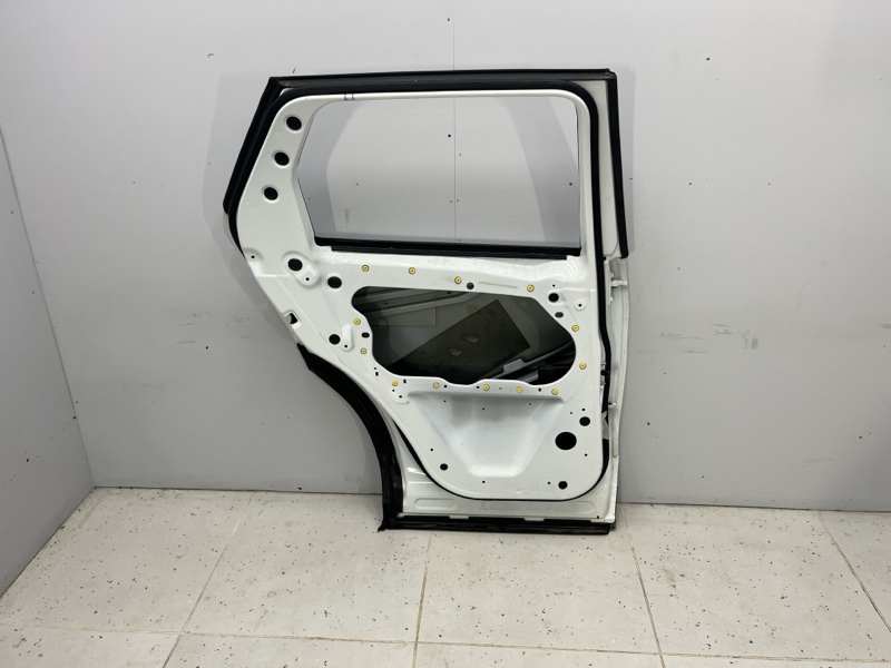 Дверь Land Rover Discovery Sport (L550, 2018г.)