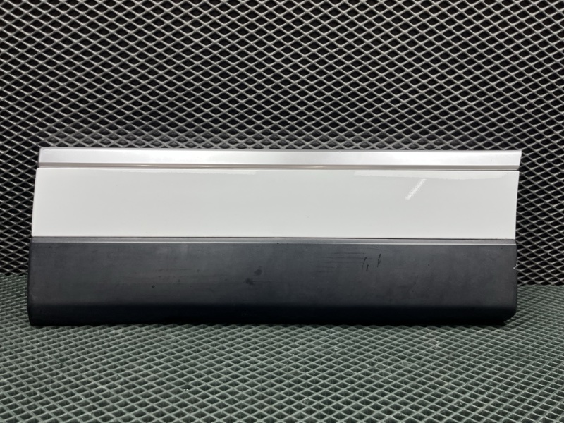 Молдинг двери Land Rover Range Rover (L405, 2016г.)