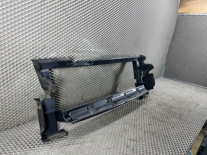 Дефлектор радиатора Land Rover Range Rover Evoque (L538, 2012г.)