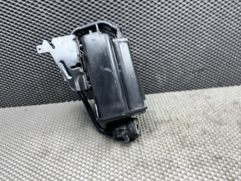 Абсорбер паров бензина Land Rover Range Rover (L405, 2016г.)
