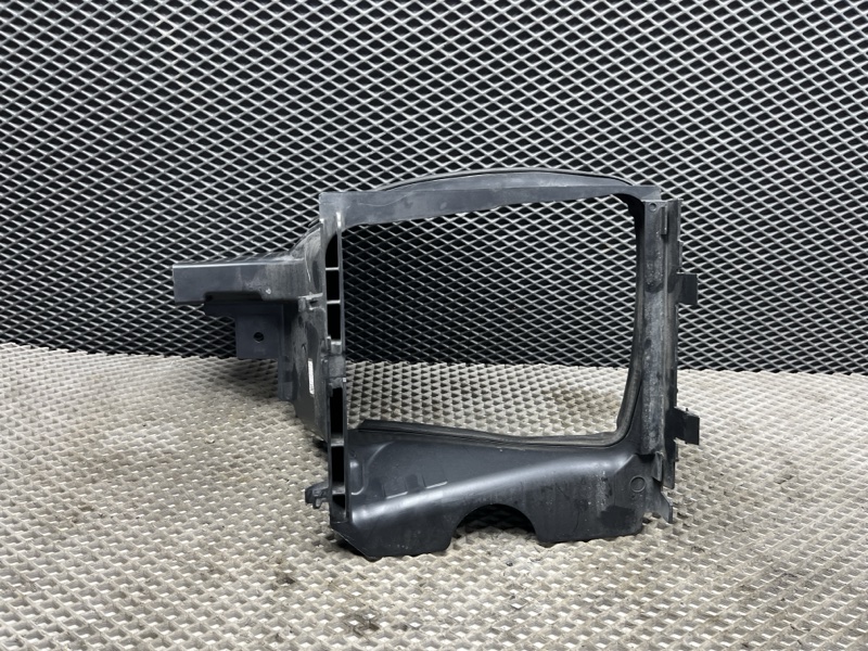 Дефлектор радиатора Land Rover Range Rover Sport (L494, 2020г.)