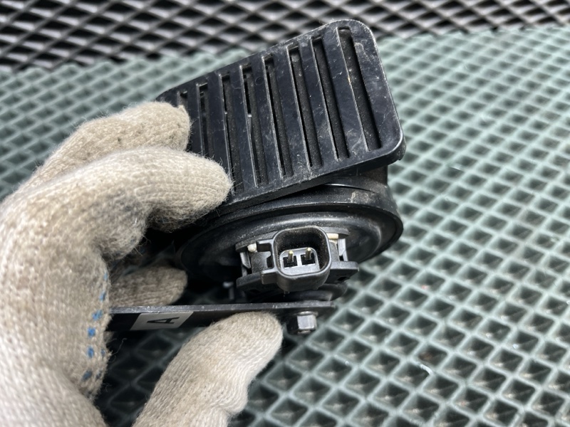 Звуковой сигнал Land Rover Range Rover Evoque (L551, 2020г.)
