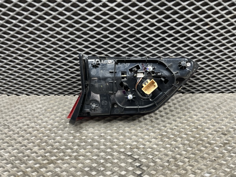 Фонарь противотуманный Volkswagen Tiguan (MBQ, 2022г.)