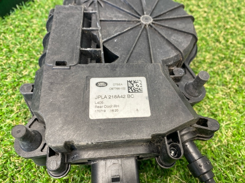 Доводчик двери Land Rover Range Rover (L405, 2020г.)