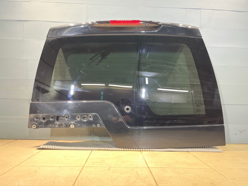 Крышка (дверь) багажника Land Rover Discovery 4 (L319, 2015г.)
