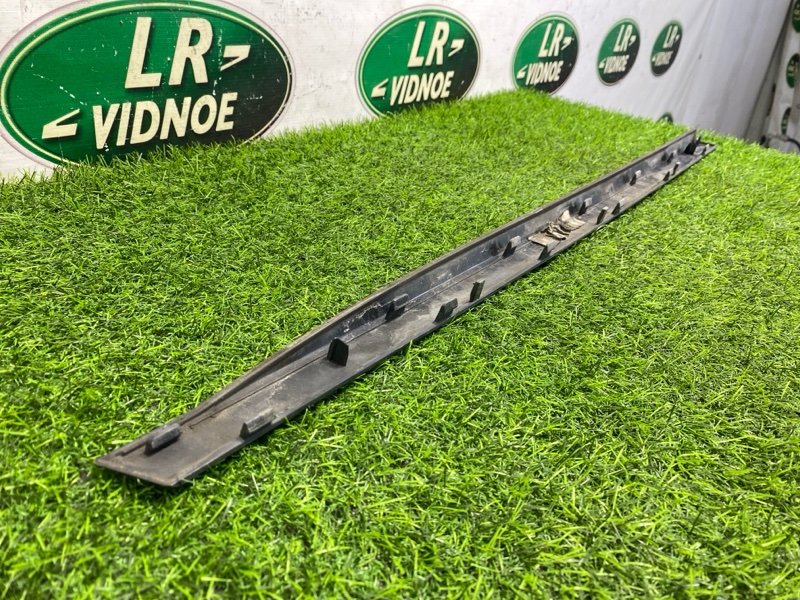 Накладка двери Range Rover Long (L405, 2018г.)
