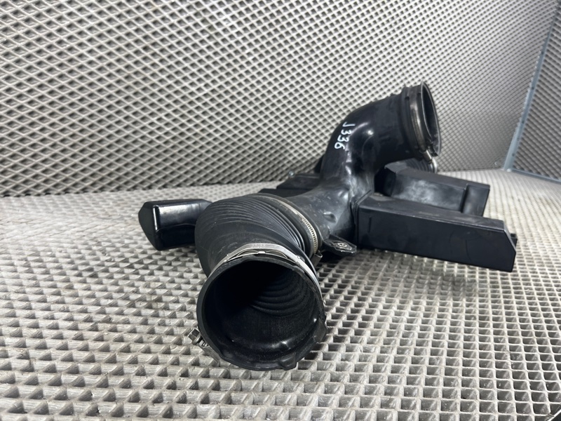 Воздухозаборник Land Rover Range Rover Sport (L320, 2011г.)