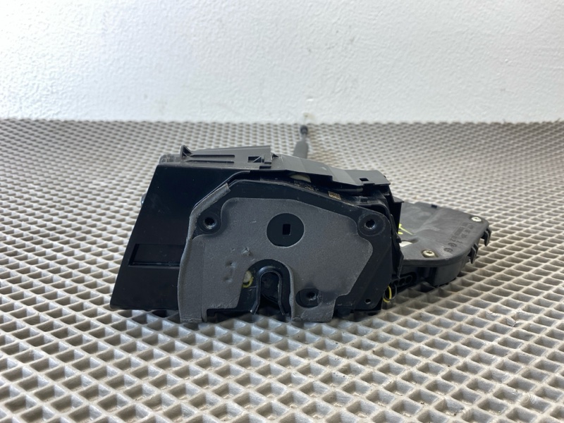 Замок двери Land Rover Range Rover Sport (L494, 2014г.)