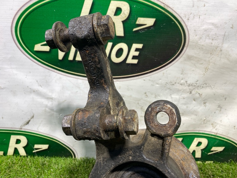 Кулак Land Rover Range Rover (L322, 2011г.)