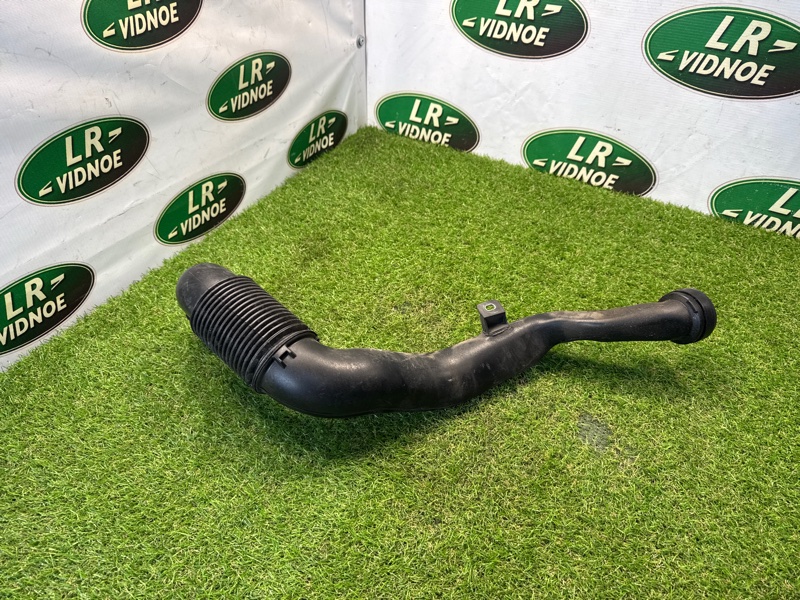 Патрубок воздушного фильтра Land Rover Range Rover Sport (L494, 2016г.)