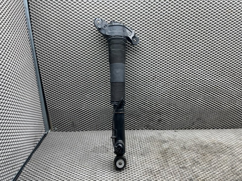 Амортизатор Land Rover Range Rover Evoque (L551, 2020г.)