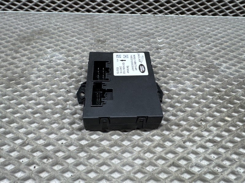 Блок доводчика багажника Land Rover Range Rover Sport (L461, 2024г.)