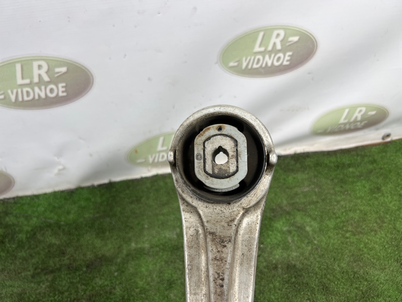 Рычаг нижний Land Rover Range Rover Velar (L560, 2020г.)