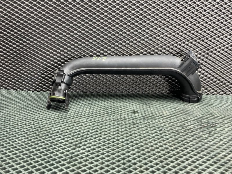 Патрубок интеркулера Volkswagen Tiguan (MK2, 2018г.)