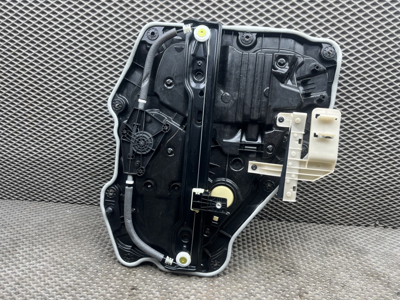 Стеклоподъемник Jeep Wrangler (JL, 2025г.)