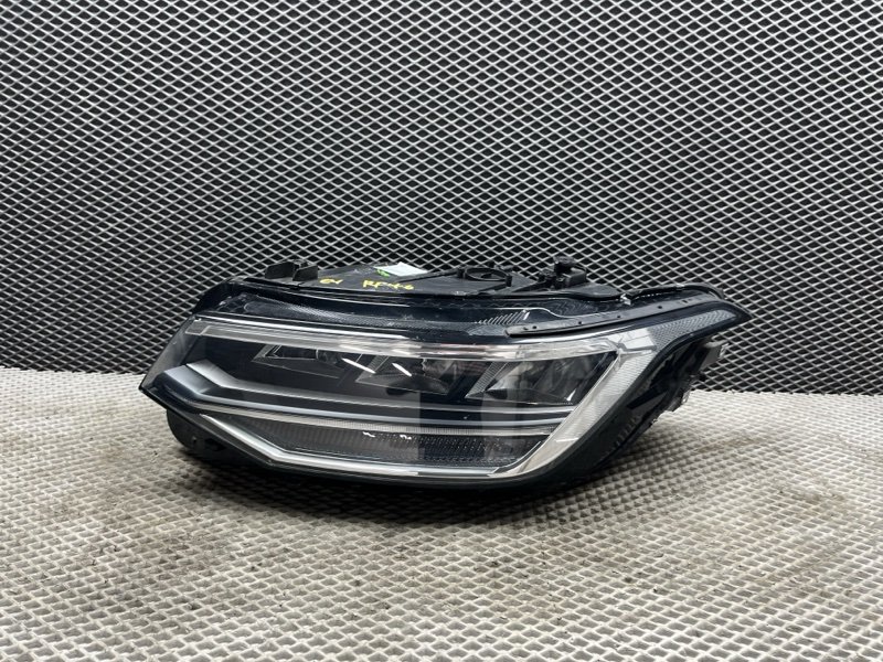 Фара Volkswagen Tiguan (MBQ, 2022г.)