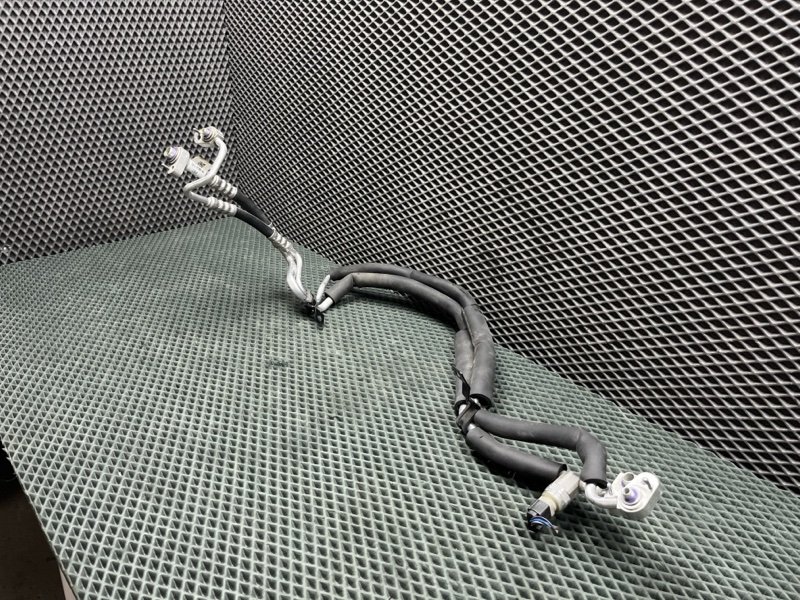 Трубка кондиционера Land Rover Range Rover Sport (L461, 2025г.)