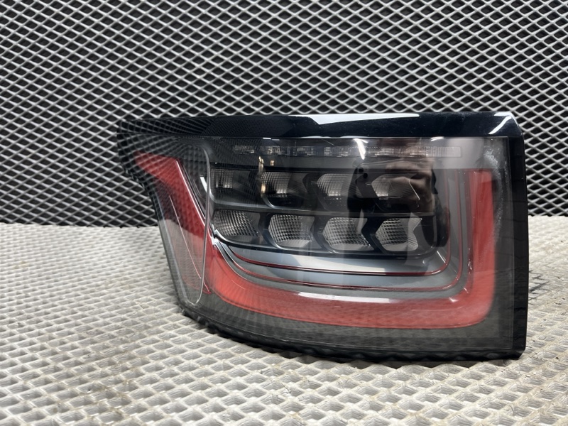 Фонари рестайлинг Land Rover Range Rover Sport (L494, 2020г.)