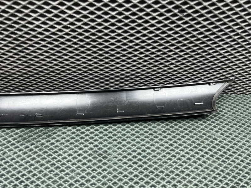 Накладка стойки лобового стекла Land Rover Range Rover Sport (L461, 2025г.)